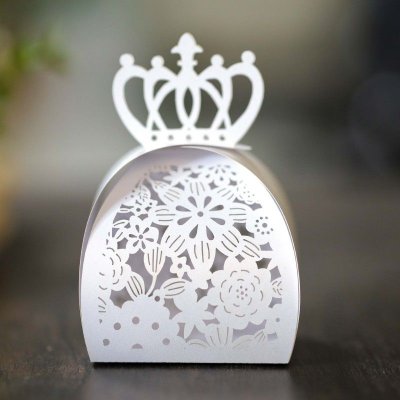 Simple Creative Laser Hollow Floral Crown Wedding Candy Packaging Box