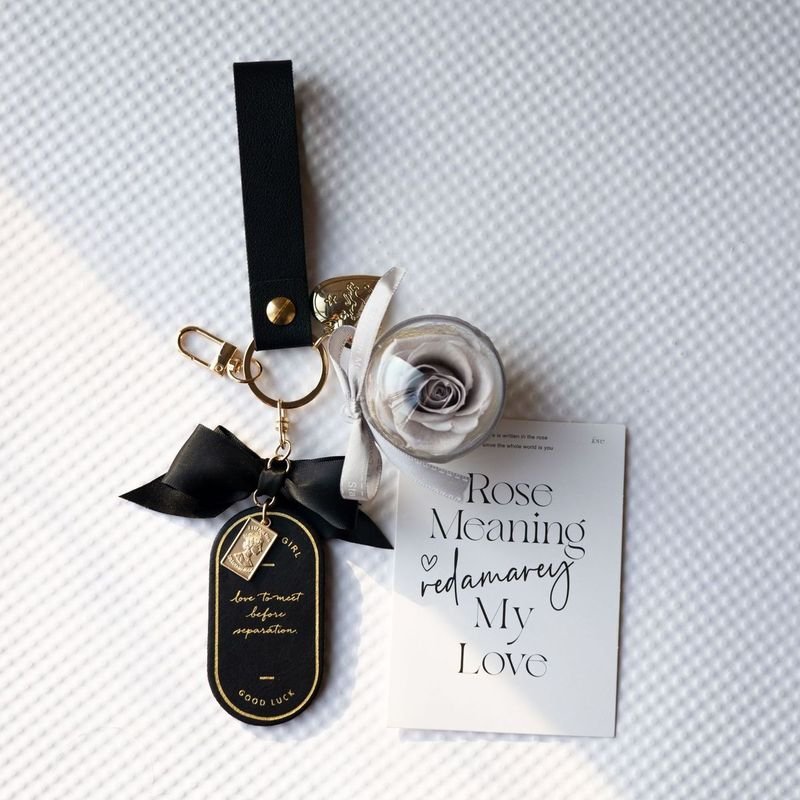 Eternal Flower Keychain Rose Gift Box